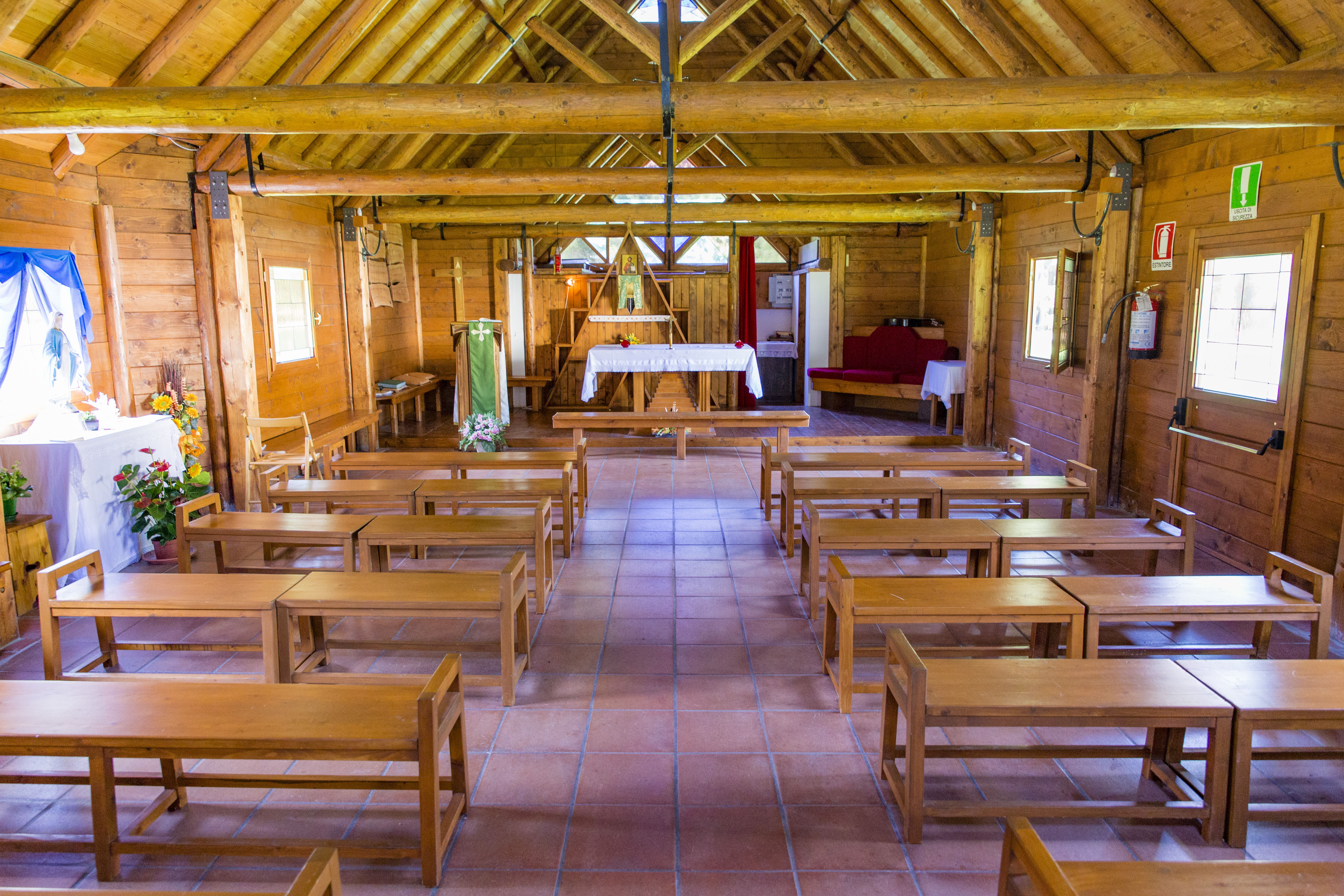 Chiesa interno